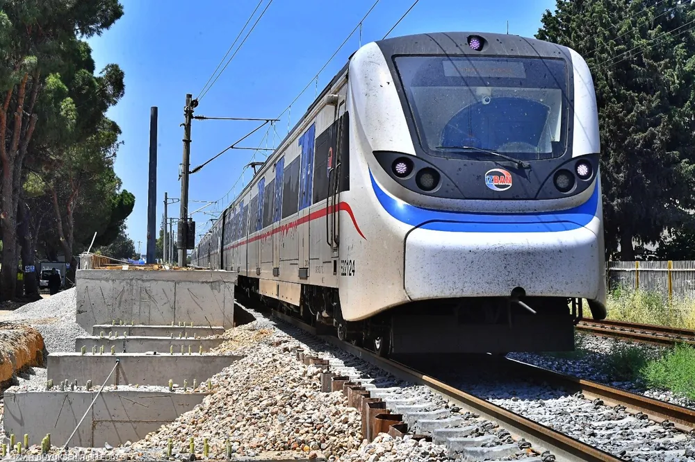Başkan Dutlulu, Hızlı Tren ve İZBAN sayesinde Manisa'nın Ankara ve İzmir'e daha güçlü şekilde bağlanacağını söyledi