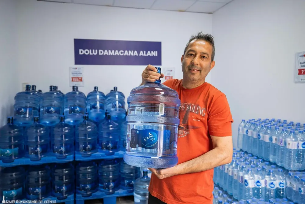 İZMAR'larda özellikle su reyonu vatandaşlar için çekim noktası 