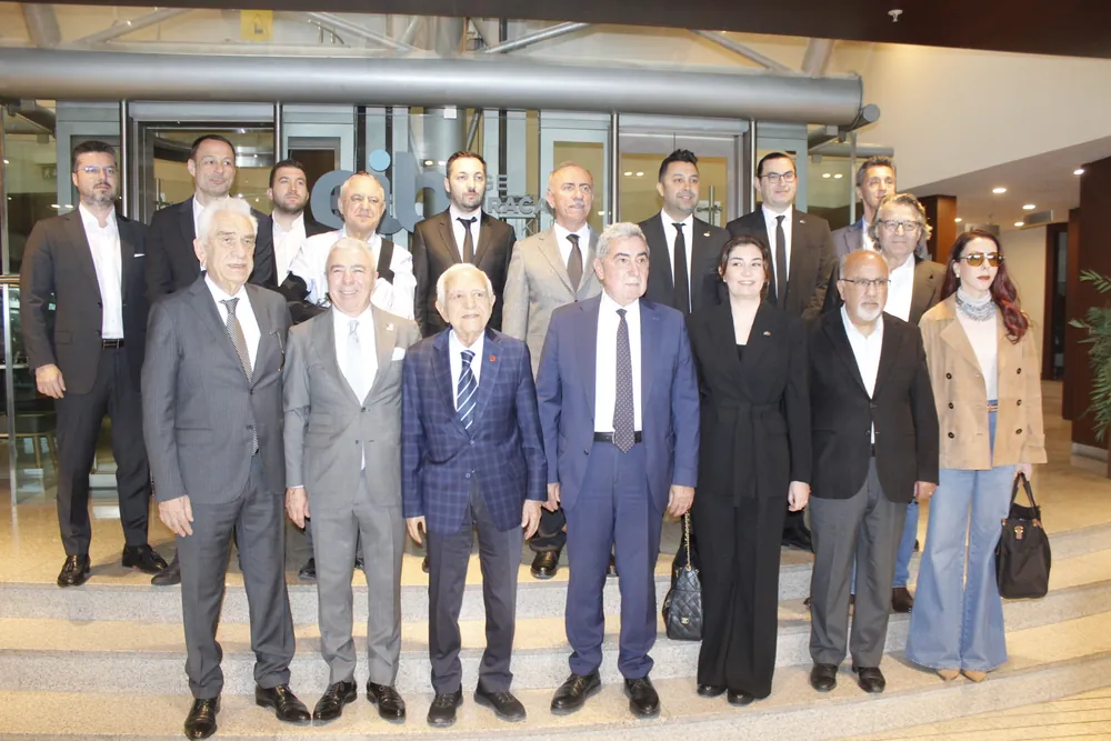 Ege Demir ve Demir Dışı Metaller İhracatçıları Birliği Yönetim ve Denetim Kurulları, Eski Başkan Halil Şahin ve Norm Holding Onursal Başkanı Nedim Uysal ile seçim sonrası bir araya geldi