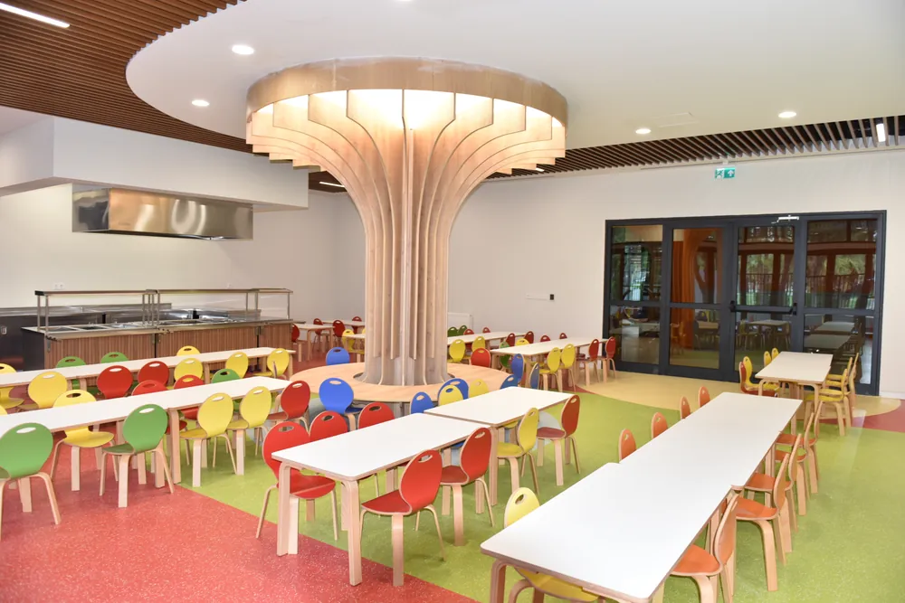 Sekiz derslikli anaokulunda her şey çocukların mutluluğunu düşünen bir kadın eliyle tasarlanmış