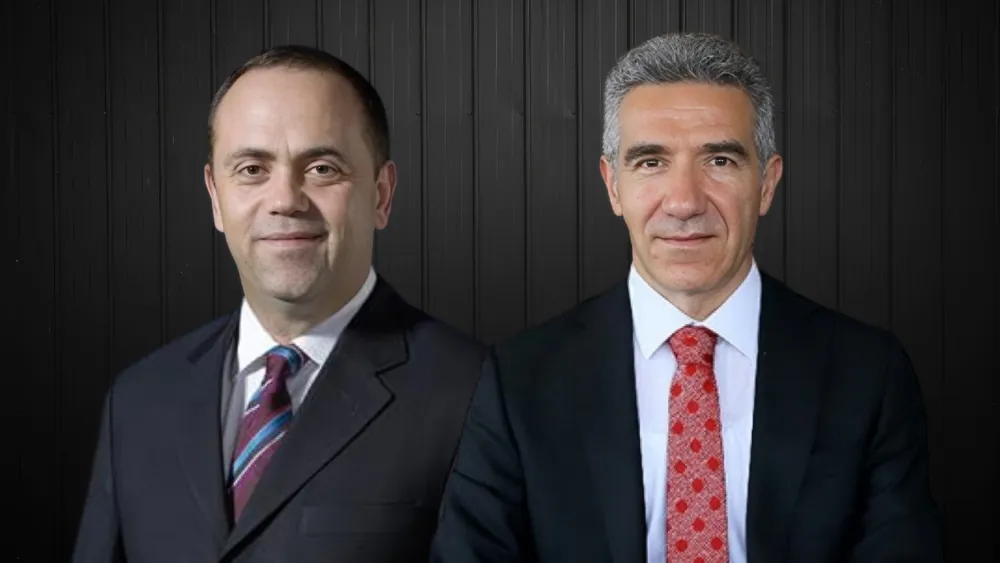 Rıza Bozoklar (solda) ve Veysi Kubba