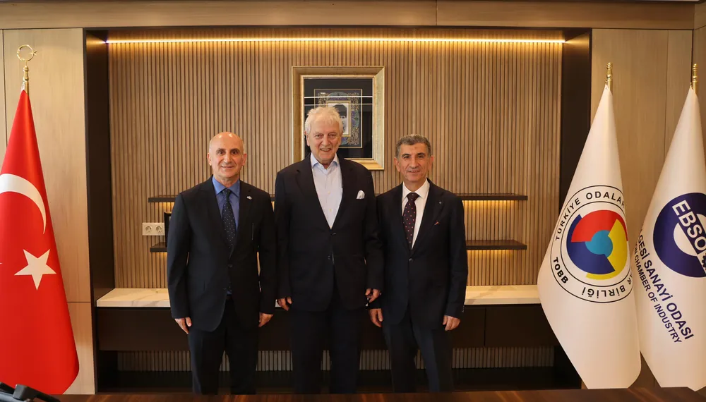Ege Hububat Bakliyat Yağlı Tohumlar ve Mamulleri İhracatçıları Birliği Başkanı Muhammet Öztürk ve Başkan Yardımcısı Haluk Tezcan, Ege Bölgesi Sanayi Odası Başkanı Ender Yorgancılar'ı ziyaret etti