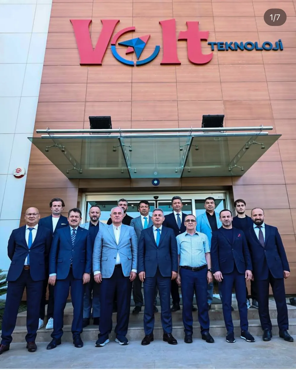 Firmanın tesislerini argıtay Eski Başkanı, şu an Kamu Başdenetçisi Mehmet Akarca, İzmir Valisi Süleyman Elban, İzmir Cumhuriyet Başsavcısı Ali Yeldan, İzmir Adalet Komisyonu Başkanı Gökberk Sunal, İzmir Bölge Adliye Komisyon Başkanı İdris Kizir ziyaret etti