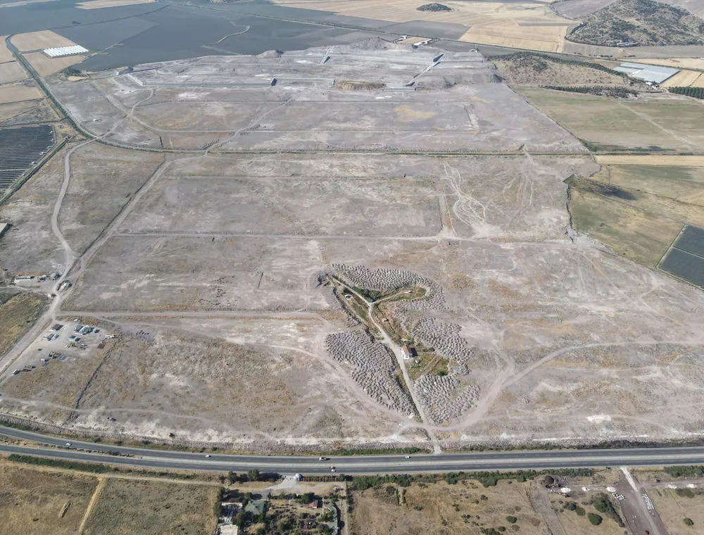 Dikili'de kurulacak bölgede 47 fabrika ve 50 sera yatırımı yapılacak