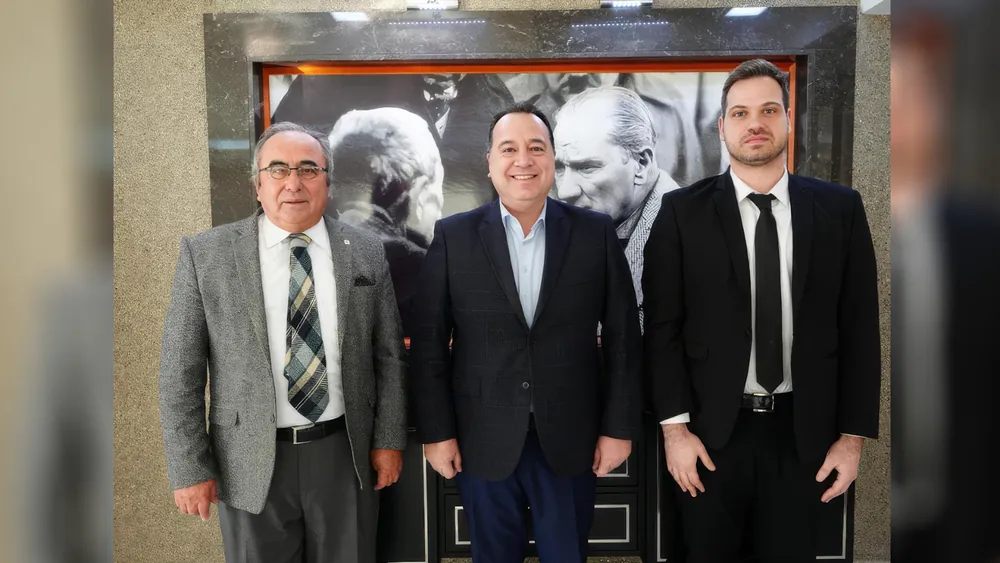 Enver Olgunsoy, Başkan Besim Dutlulu ve Emincan Bodur