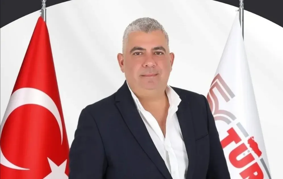 TÜRSAB İzmir Başkanı İsmail Hakkı Karadeveci, "Küçük bir Galataport işimize gelir" dedi