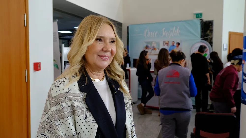 İAOSB Vakfı Kadınlar Kulübü Başkanı Begüm Karace