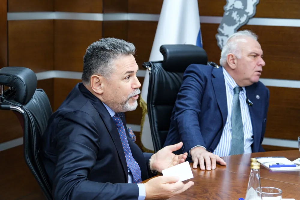 Karabağlı, Türk sanayisinin maliyet ve teknoloji rekabetiyle mücadele ettiğini söyledi