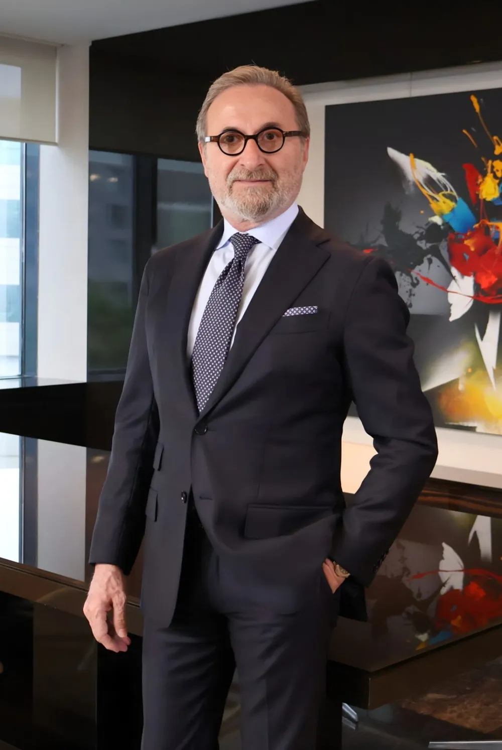 Naim Gençoğlu, İstanbul Kapalıçarşı'nın önde gelen iş insanlarından 