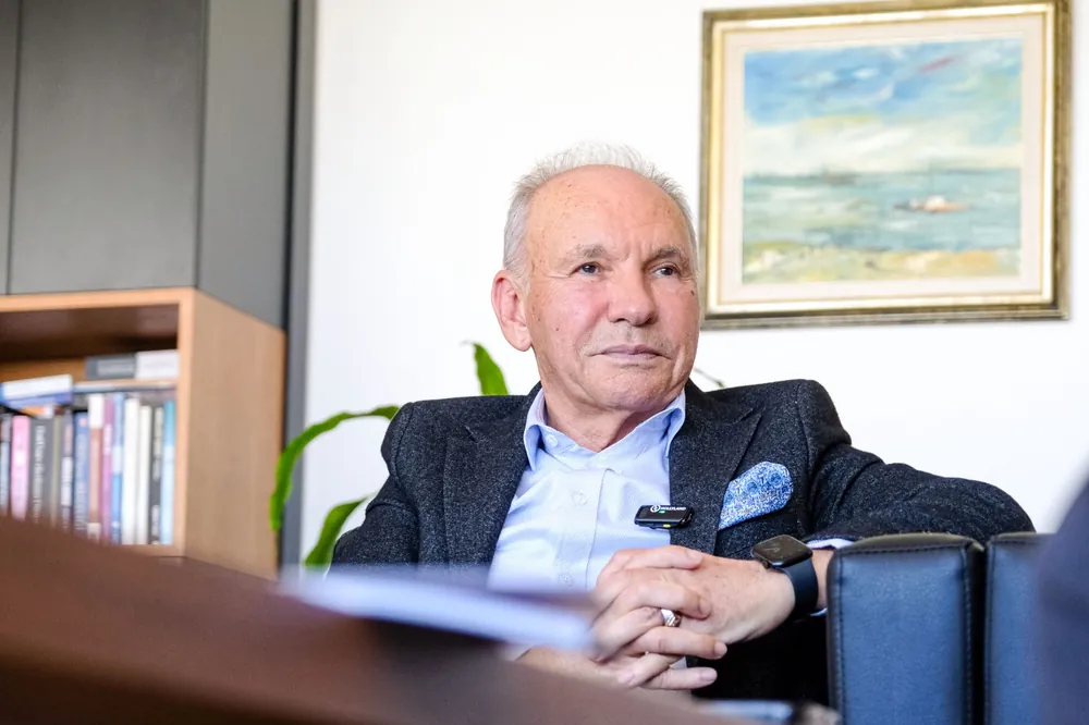 Salih Esen, genişleme projesinin İzmirlilere sorularak yola devam edilmesini önerdi