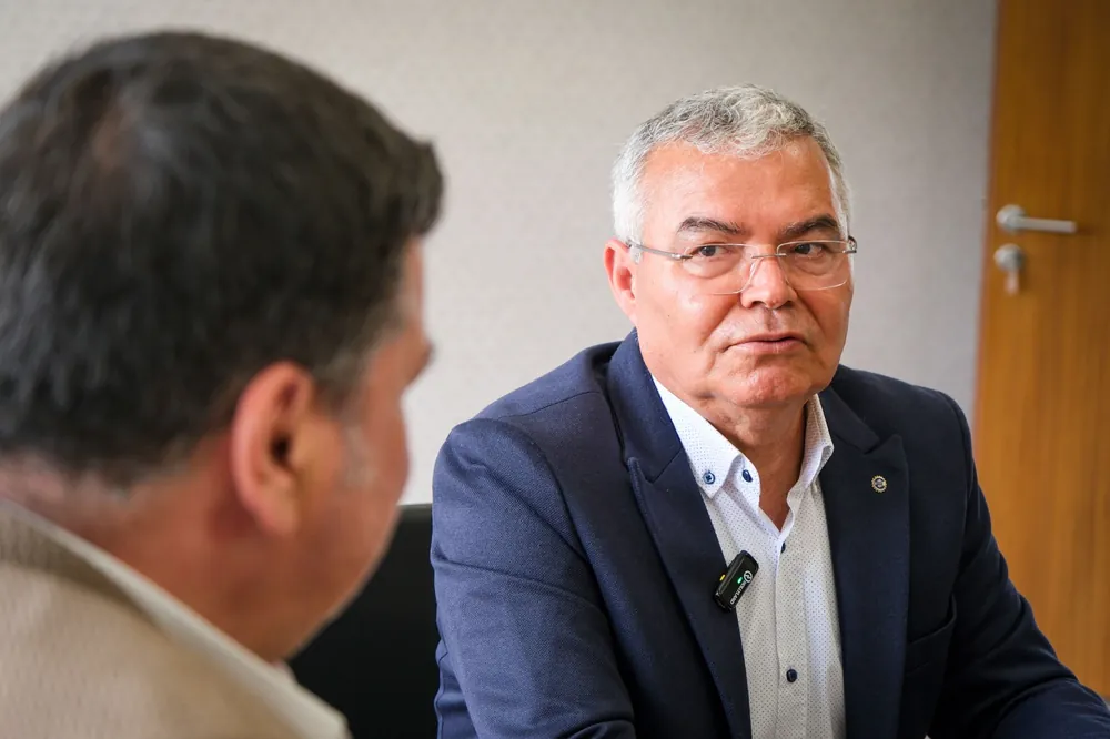 Metin Akdaş, bölgeleri sayesinde Tire'nin göç veren değil göç alan bir şehir olduğunu vurguladı