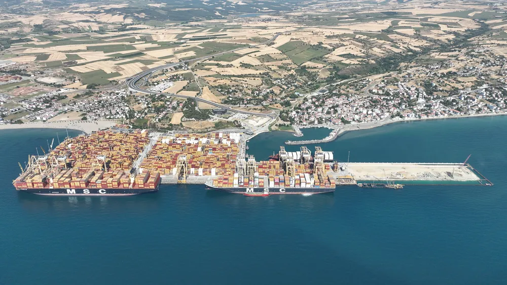 MSC'nin Soyuer ailesi ile ortağı olduğu Asyaport, Türkiye'nin en büyük konteyner limanı
