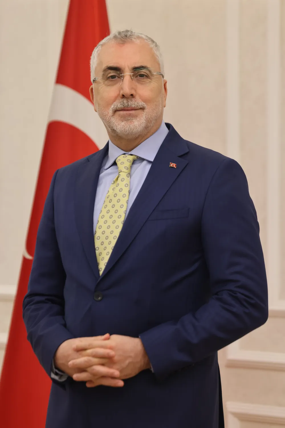 Çalışma ve Sosyal Güvenlik Bakanı Vedat Işıkhan, belediyelere gerekli kolaylıkları gösterdiklerini söyledi