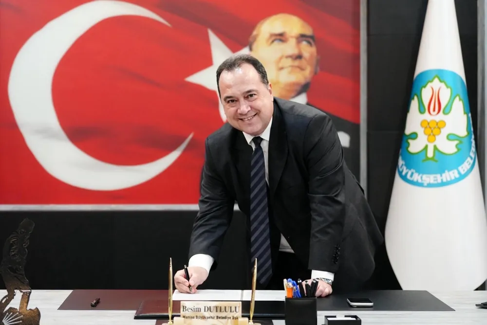 Başkan Besim Dutlulu, Manisa'nın şeklini şemalini değiştireceklerini açıkladı