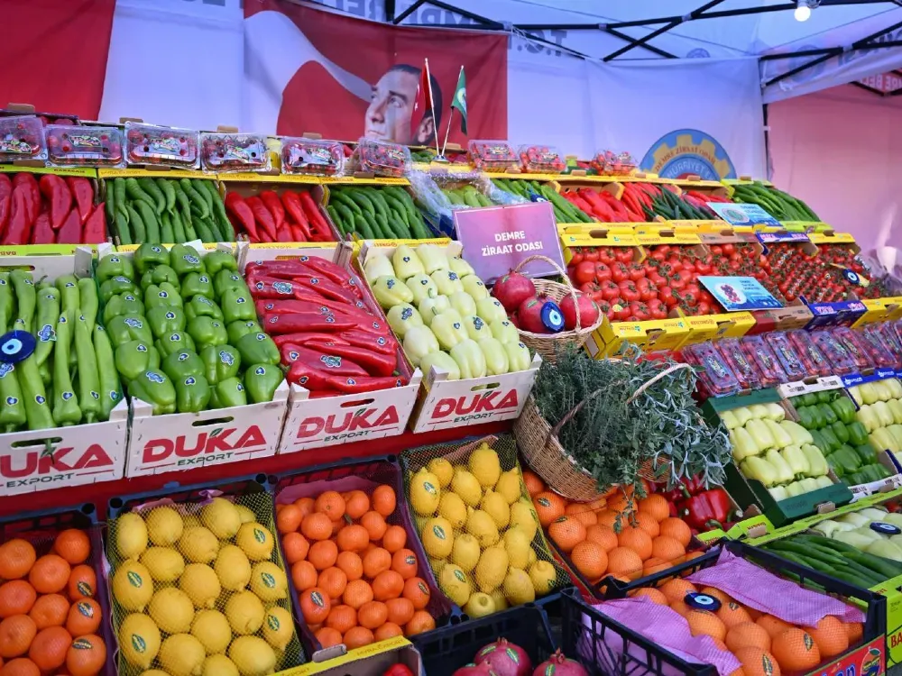 İzmir'deki marketlere baskın... İran ayvasına 8 kat fiyat! 