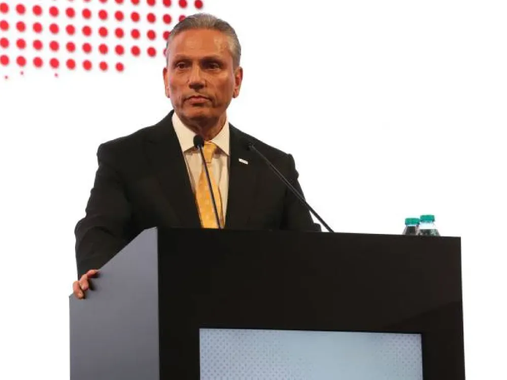 Turizmcilerde Bakan Ersoy'a kafa tutan Başkan farklı kazandı