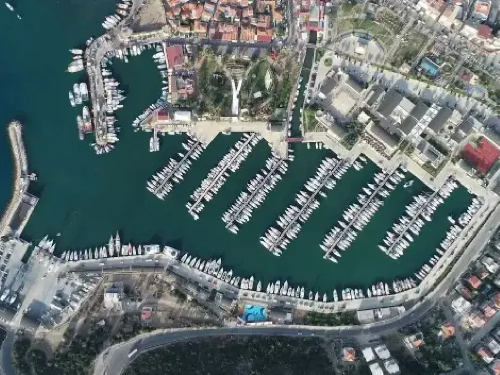 Kolin Grubu'nun Seferihisar yat limanı projesine itiraz dalgası 