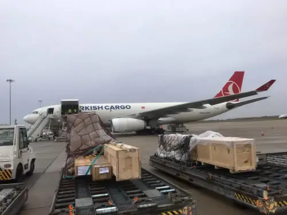 İzmir’de havalimanındaki tepki çeken uygulama Ankara’ya gitti