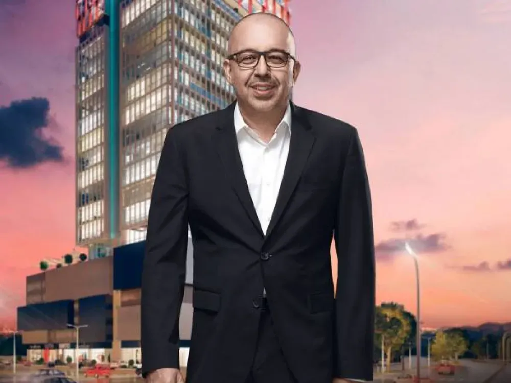Ünlü iş insanı Gökdemir'den yeni kent merkezinde stratejik satın alma...
