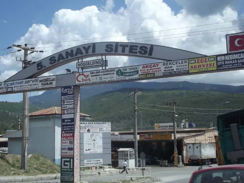 İzmir'de küçük sanayi çıkmazı: Dükkan fiyatı 70 milyon TL'ye çıktı