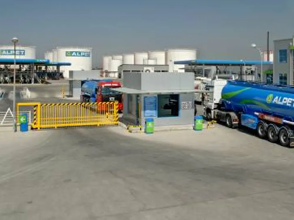 Aliağa'daki dev terminal ve dolum tesisi el değiştirdi