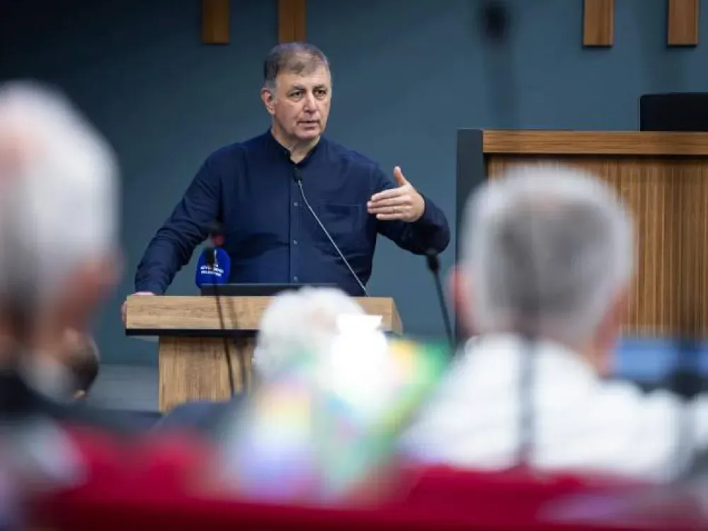 Tugay’dan Kemeraltı mesajı: ‘Turizm için projeleri gözden geçirelim’