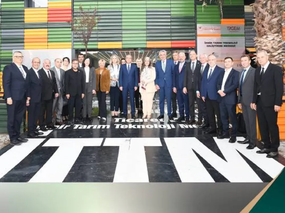 Cumhurbaşkanlığı'ndan İzmir Tarım Teknoloji Merkezi'ne yakın takip