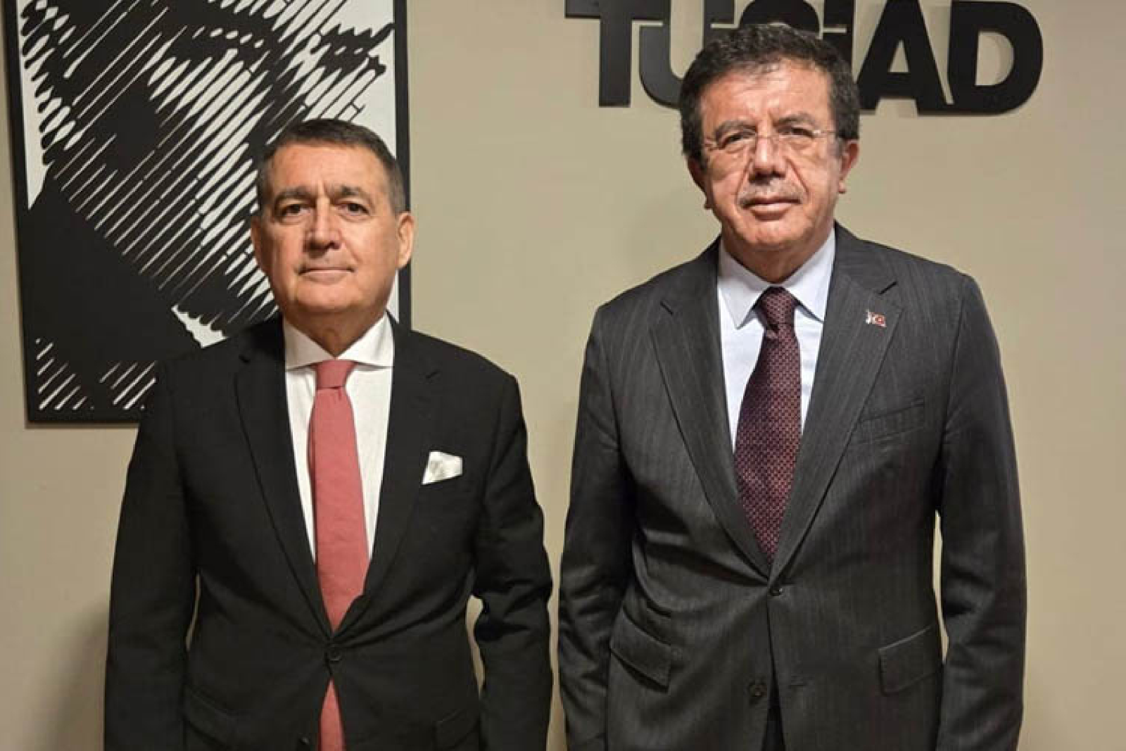 AK Parti’den TÜSİAD açılımı: “Yurt dışı yasağı yanlış, gözaltı görüntüleri de hoş değildi”