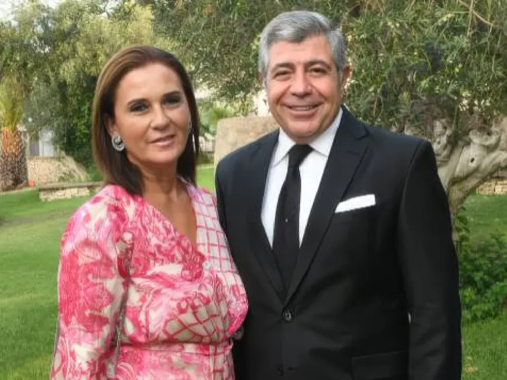 İzmir'in yeni oteller kralı... İsmira Oteli de aldı...