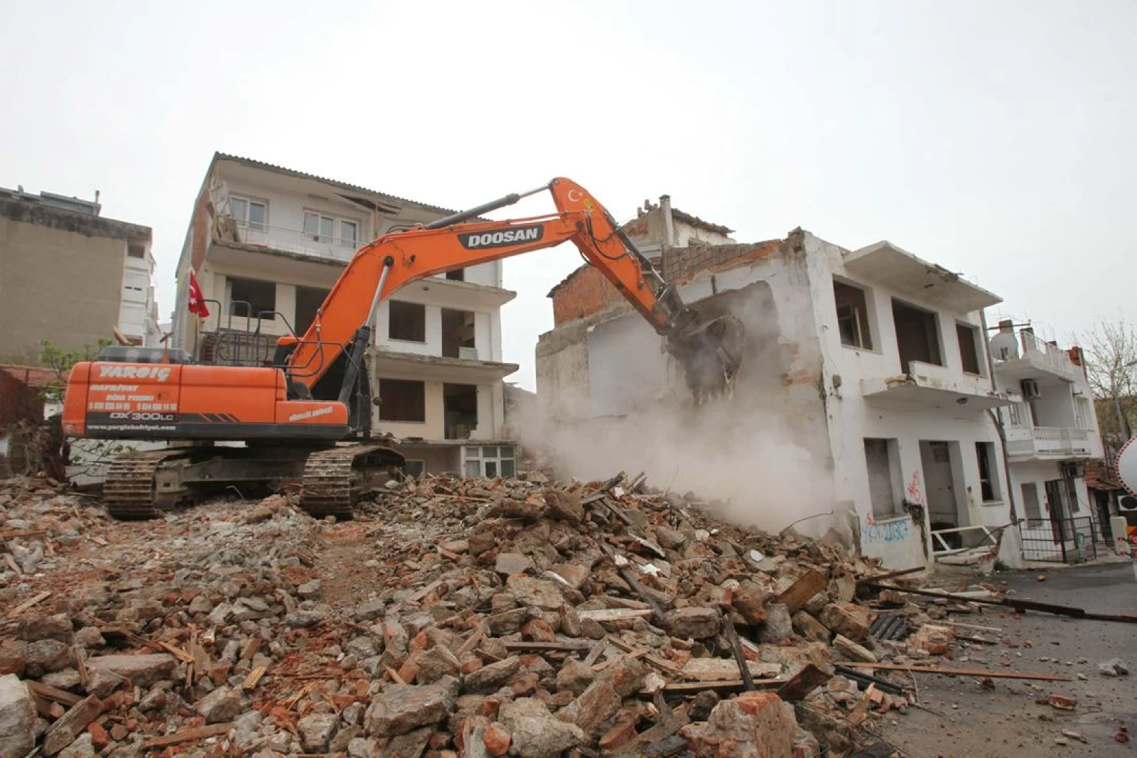 İzmir’de ürküten rapor: 91 bin 650 kişi riskli alanda yaşıyor