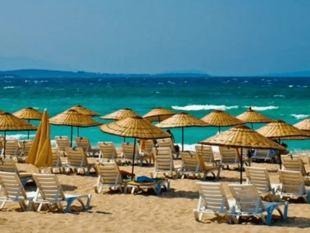 AK Parti'den ilginç araştırma... Halkın yüzde 65’i bu yaz tatil yapamadı