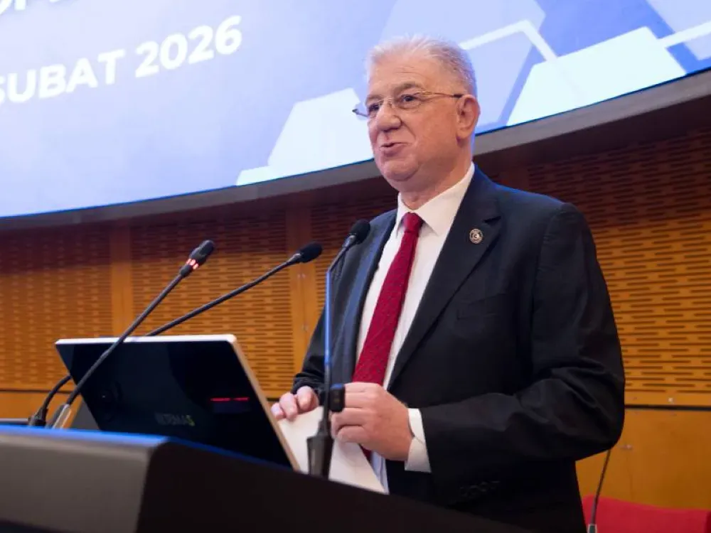 Ege'deki plastik sektörü hammadde ve ihracatçı birliği istiyor