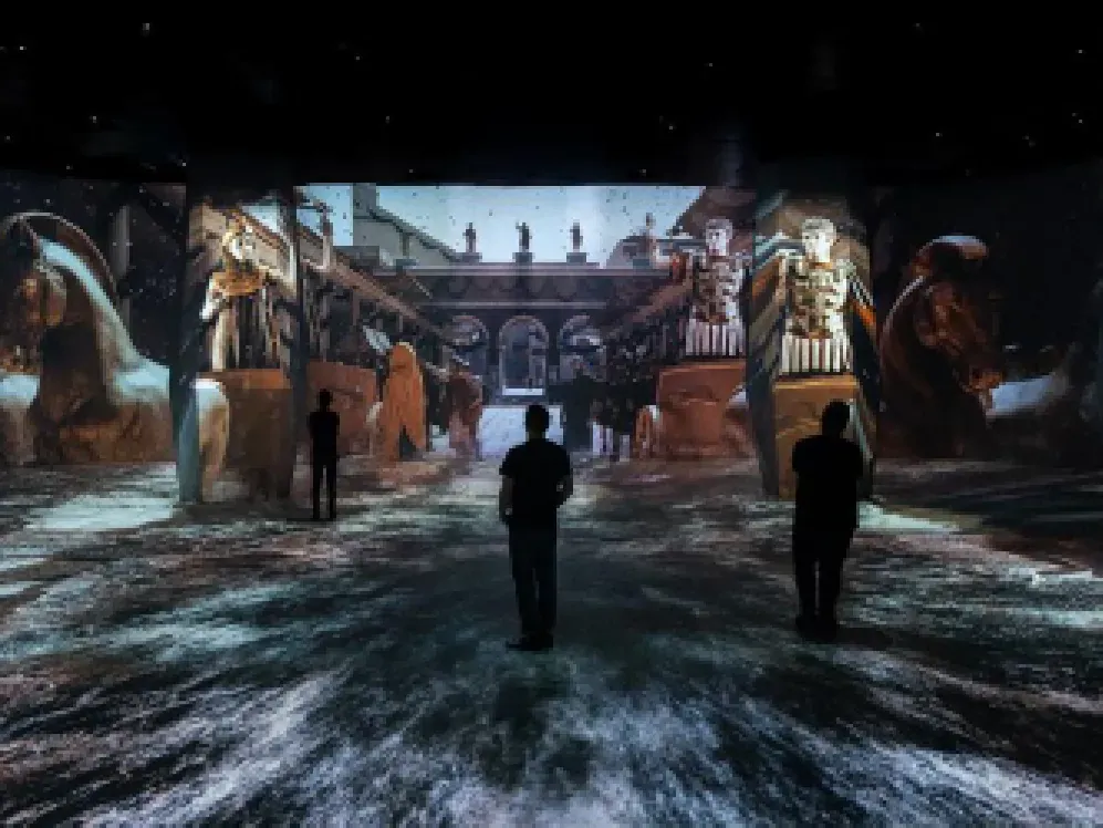 Bakan Ersoy Efes'teki dijital müzeyi savundu: Daha karlı işletme yok!