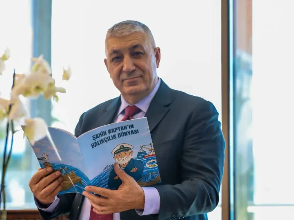 Şahin Kaptan, çocuklara balığı sevdirmek için yola çıktı