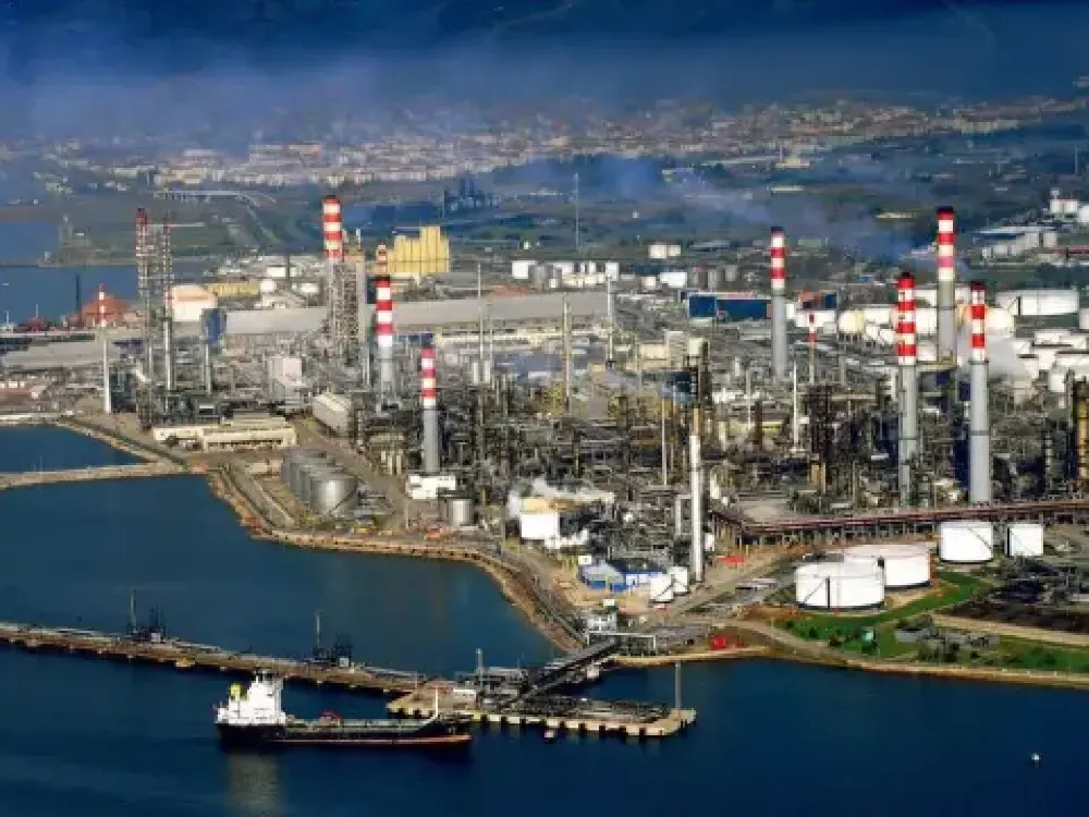 Savaş borsayı vurdu, Aliağa'daki Tüpraş'ın hisseleri coştu