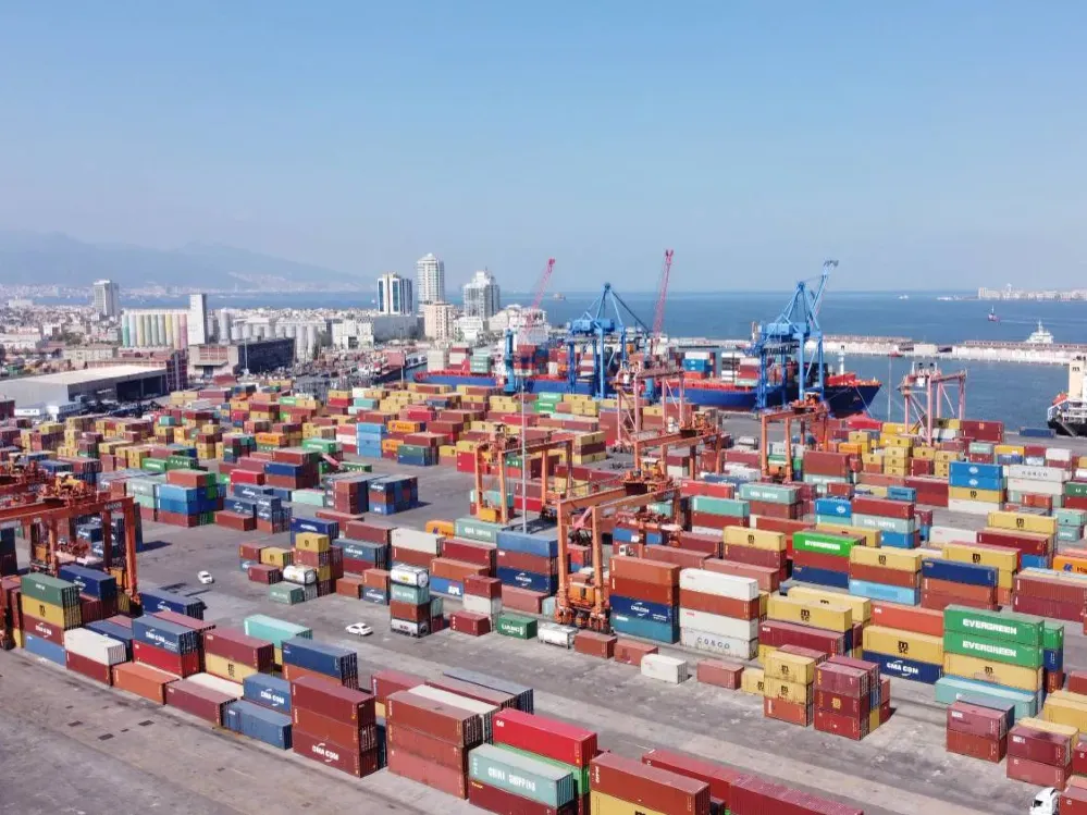 Varlık Fonu İzmir Limanı’nın işletmesini Albayrak Grubu’na verdi