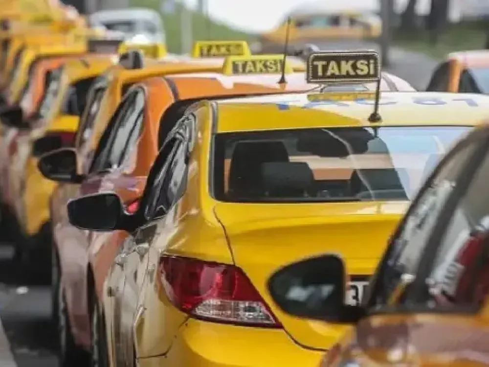 İzmir’in kent merkezine 100 yeni taksi