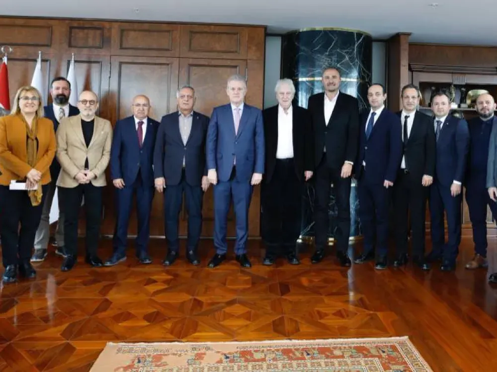 Yorgancılar ve Özgener 3 bin kişilik zirve için sektörle buluştu