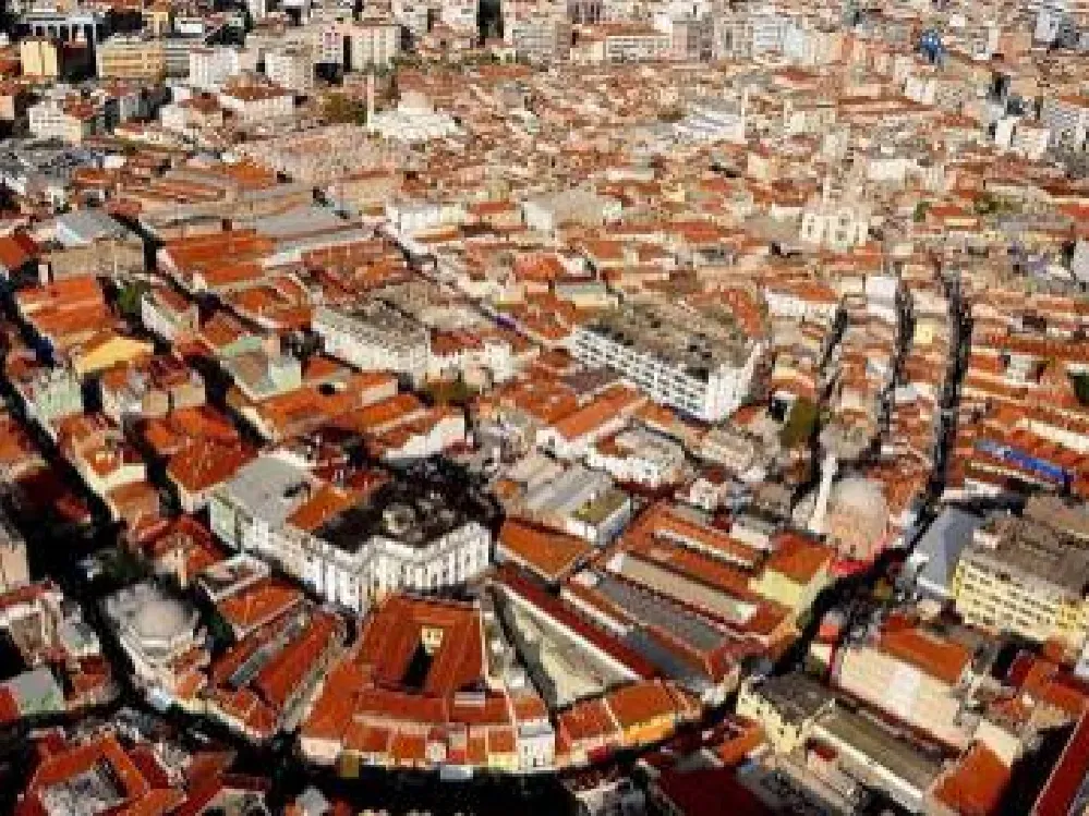 Kemeraltı'nda istifa depremi