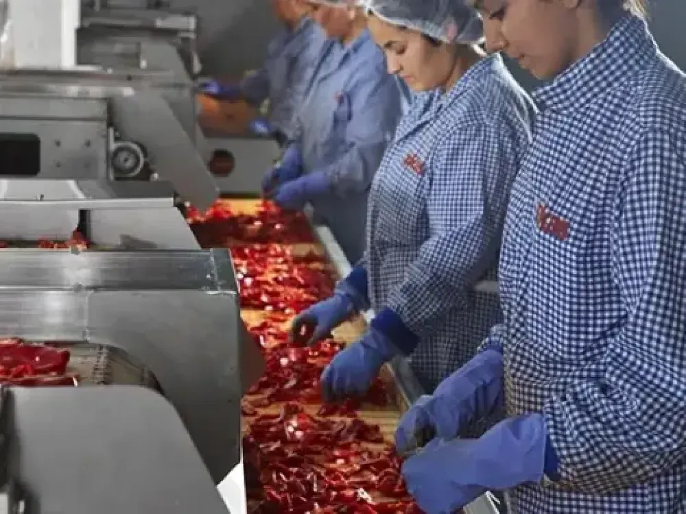 İzmir’deki dev gıdacıdan 1 milyarlık skandal: Önce zarar sonra kar!