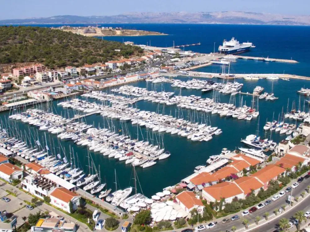 ‘Yatlara vergi marinaları ve tersaneleri zora sokar’