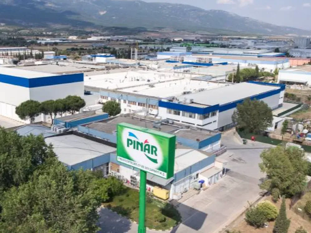 İzmir'in dev şirketinde büyükbaş kesimi 