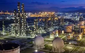 Petkim'deki darboğaz, plastik sanayicilerini ithalata daha da bağımlı kılıyor