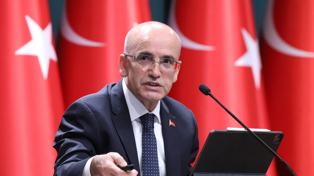 Hazine ve Maliye Bakanı Mehmet Şimşek, ikinci kez Bakan olduktan sonra ilk kez İzmir iş dünyası ile buluşacak