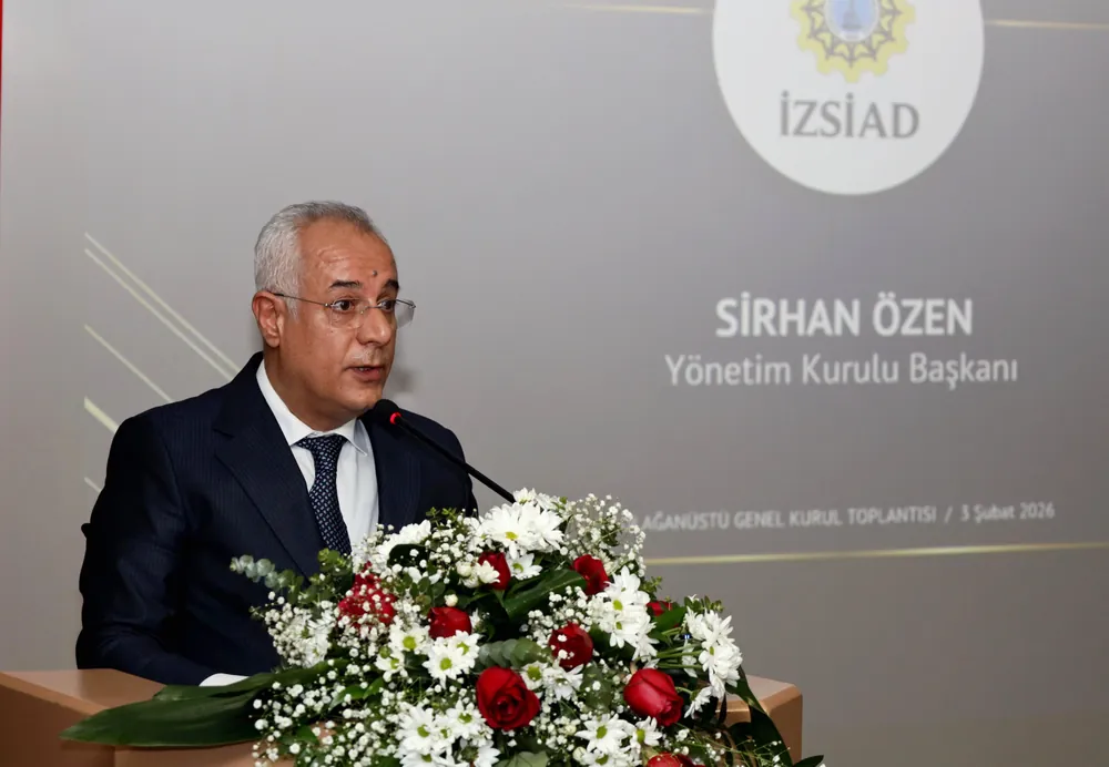 Sirhan Özen, eski yönetimdeki 5 arkadaşının alınan kararları hiçe sayarak, Derneği olağanüstü genel kurula götürdüğünü söyledi