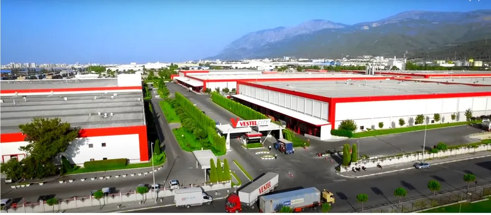 Vestel'de çalışan sayısı dokuz ayda 5 bine yakın azalırken, işten çıkarmalar devam ediyor