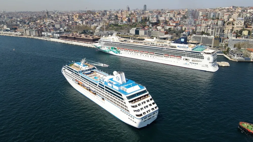 İstanbul Galataport Limanı da Kuşadası'ndan sonra Türkiye'nin en çok gemi ve yolcu gelen ikinci limanı oldu